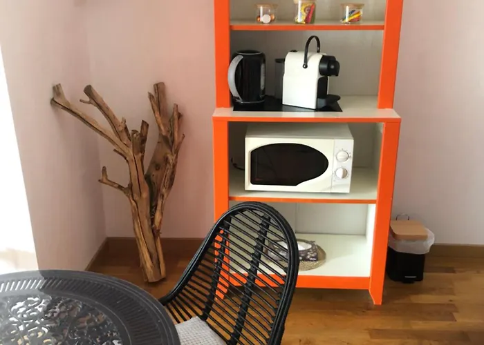 Belle Double Orange Bonnement Bien Bed & Breakfast 3*